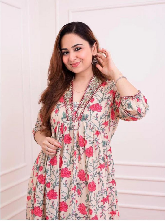 Stylish Floral Printed Kurta and Pant Set