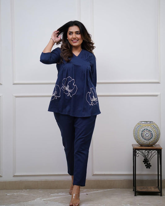 Navy Blue Floral Embrodery Pleated Kurta Set