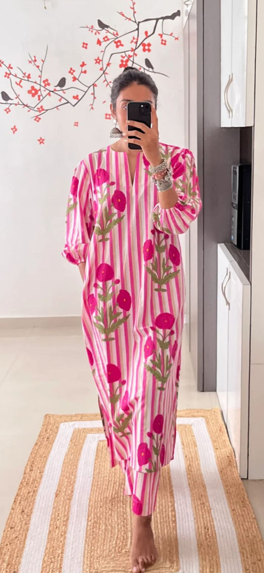 Chic Comfort: Handcrafted Cotton Kaftan with Floral Stripes